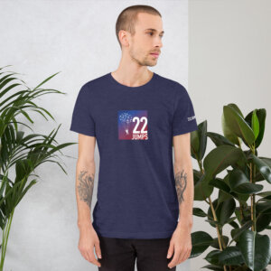 Unisex Basic Logo t-shirt