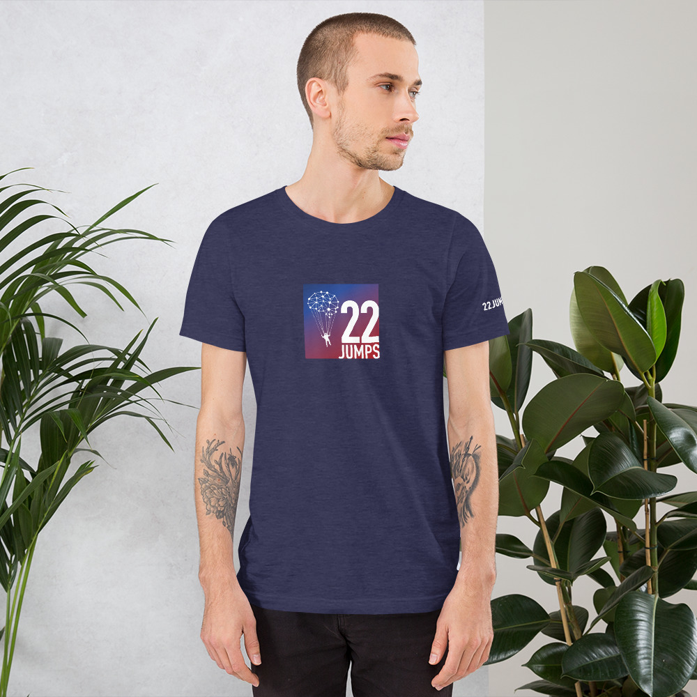 Unisex Basic Logo t-shirt